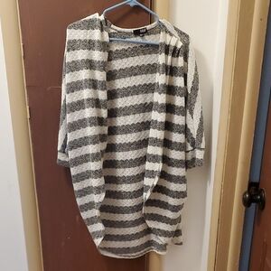 a.n.a Gray and White Striped Cardigan